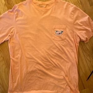 Men’s Vineyard Vines short sleeve t-shirt